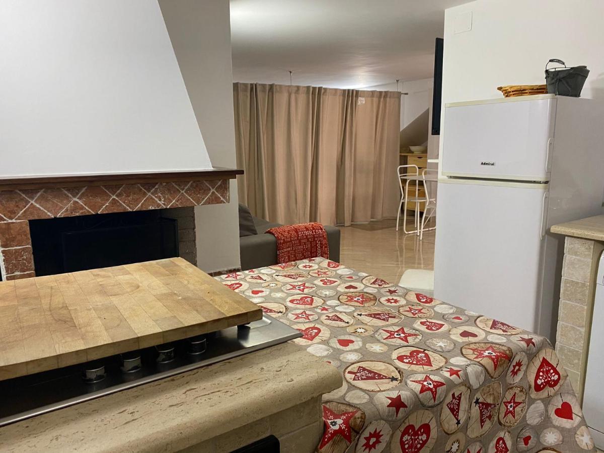 テッラチーナ Casa Badinoヴィラ エクステリア 写真